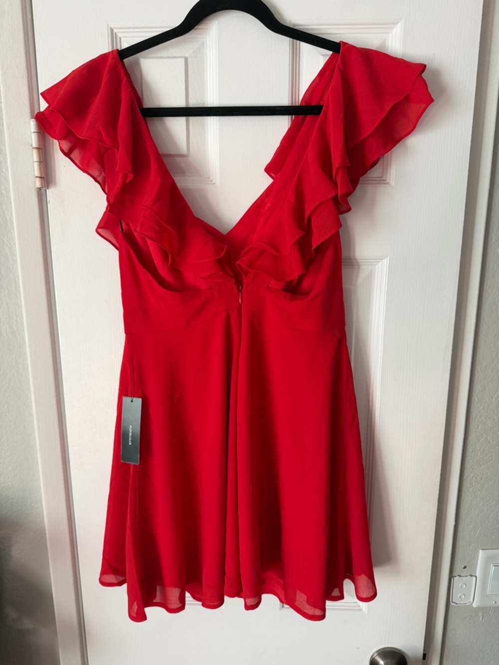 NWT Lulu's Red Ruffle V-Neck Mini Dress - Picture 6 of 11